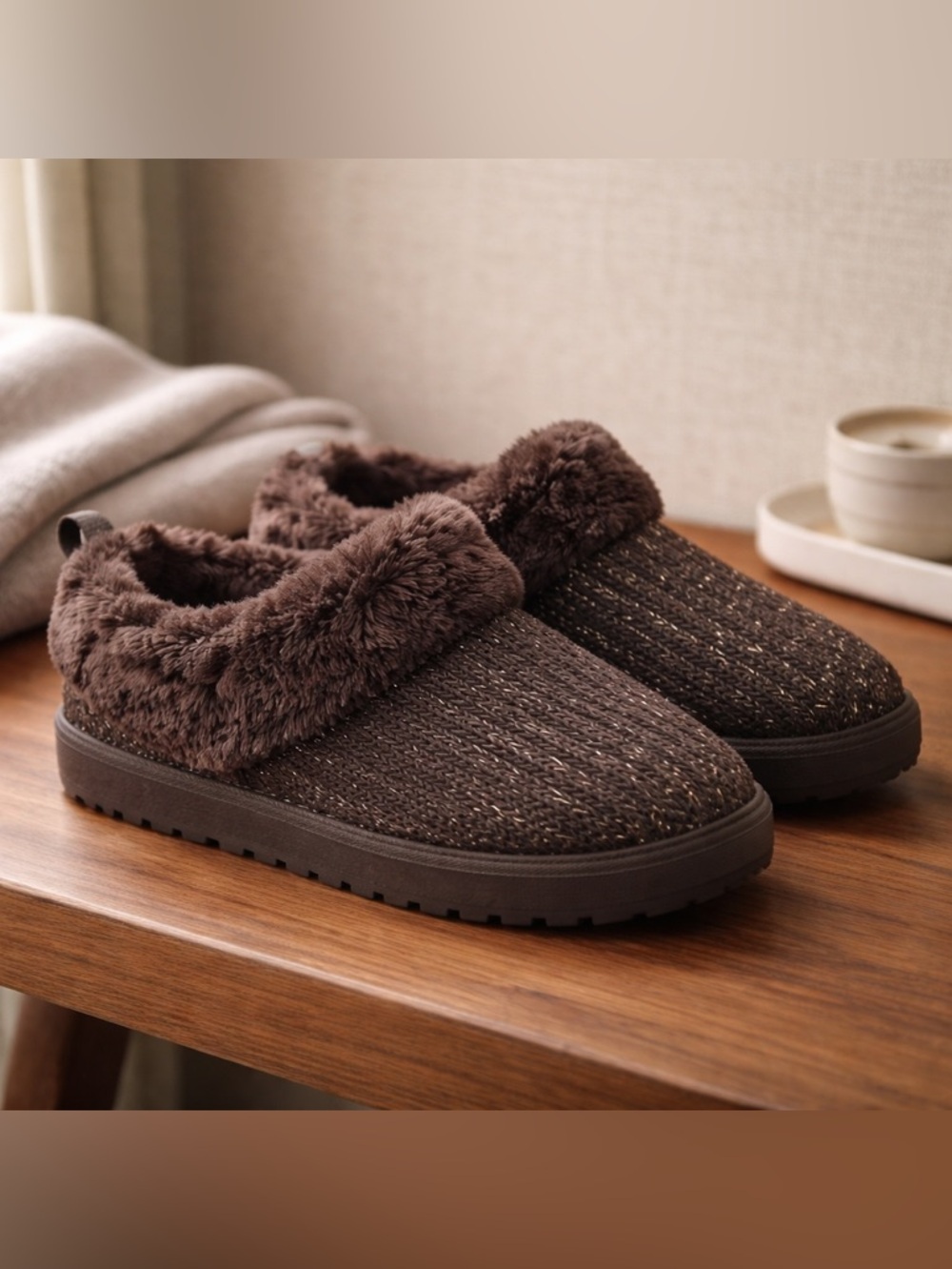 Skechers Womens Keepsakes Postage Slippers Size 6 Chocolate Brown Knit Fur Trim